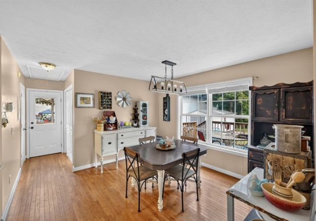 2318 Dobbins Pike, Portland, TN 37148