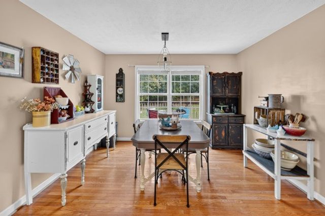 2318 Dobbins Pike, Portland, TN 37148