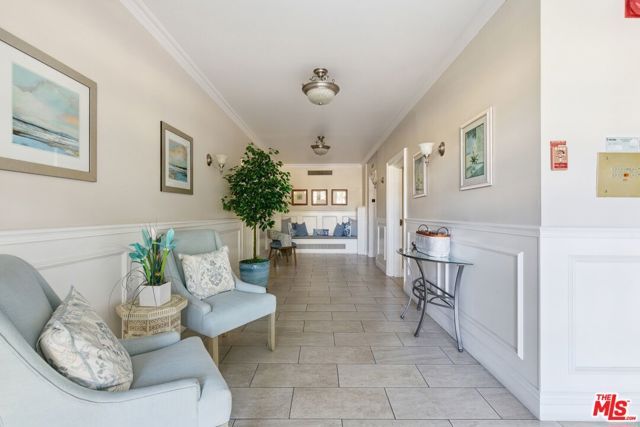 1457 Reeves Street 301, Los Angeles, CA 90035