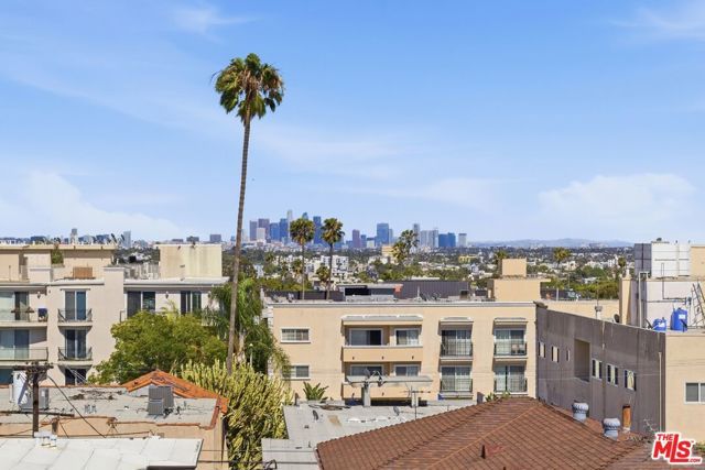 1457 Reeves Street 301, Los Angeles, CA 90035