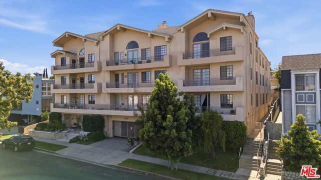 1457 Reeves Street 301, Los Angeles, CA 90035