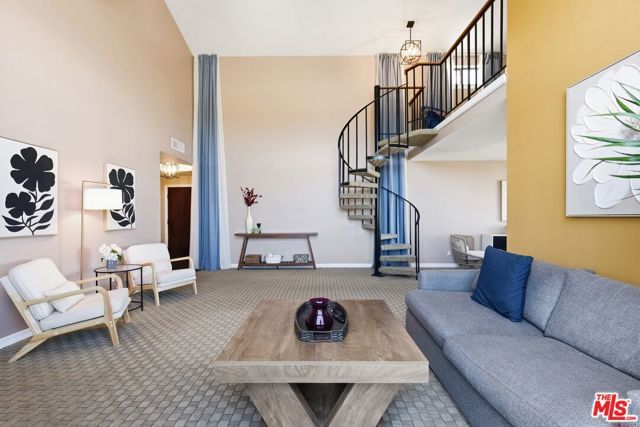 1457 Reeves Street 301, Los Angeles, CA 90035