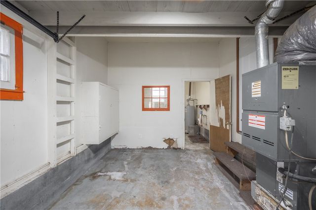 421 S Lincoln Street, Neosho, MO 64850