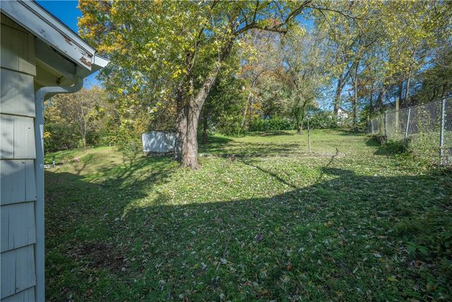 421 S Lincoln Street, Neosho, MO 64850