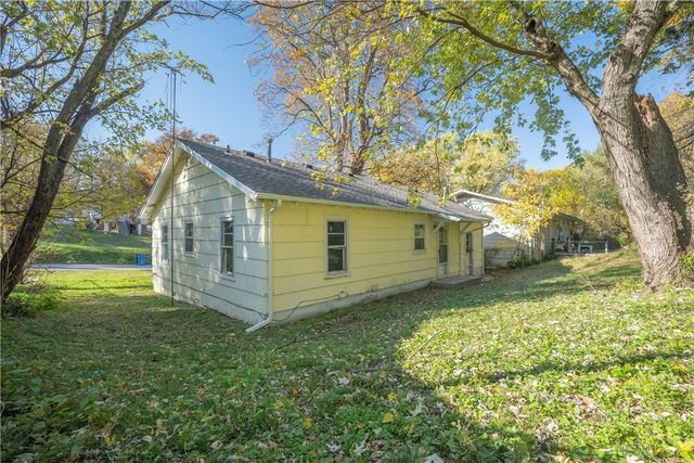 421 S Lincoln Street, Neosho, MO 64850