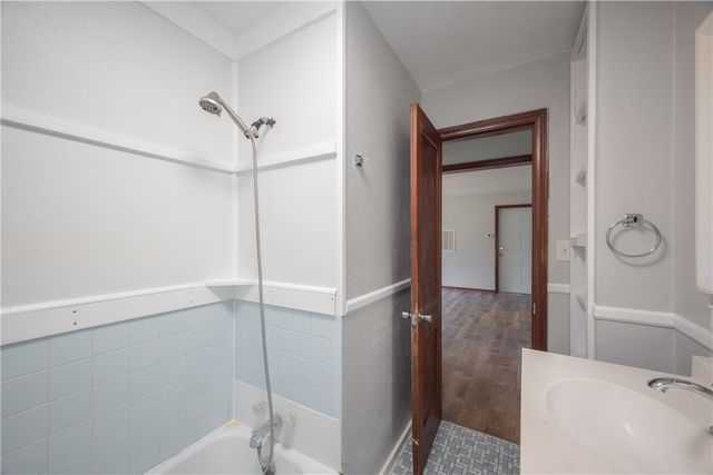 421 S Lincoln Street, Neosho, MO 64850