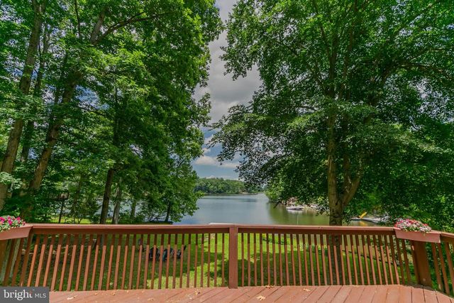 459 LAND OR, Ruther Glen, VA 22546