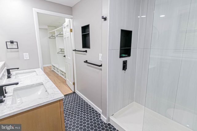 459 LAND OR, Ruther Glen, VA 22546