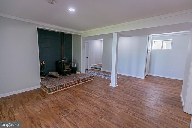 459 LAND OR, Ruther Glen, VA 22546