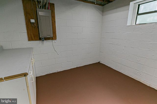 459 LAND OR, Ruther Glen, VA 22546