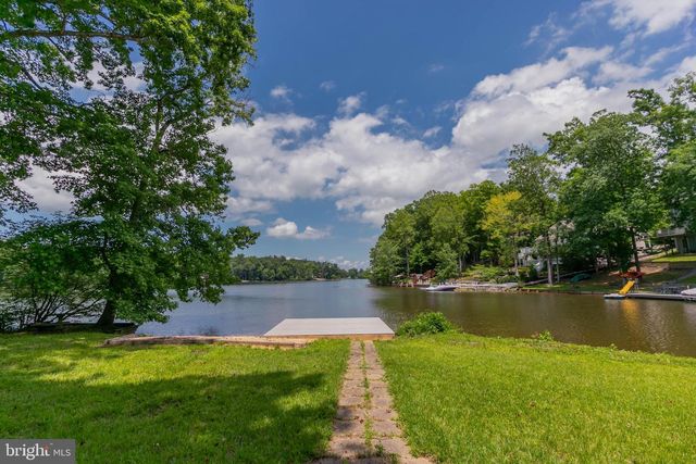 459 LAND OR, Ruther Glen, VA 22546