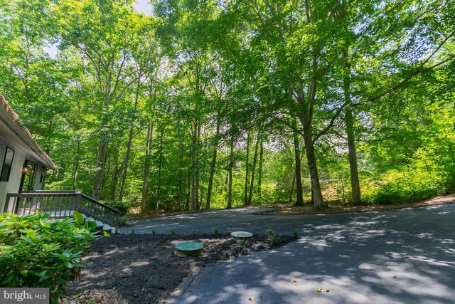 459 LAND OR, Ruther Glen, VA 22546