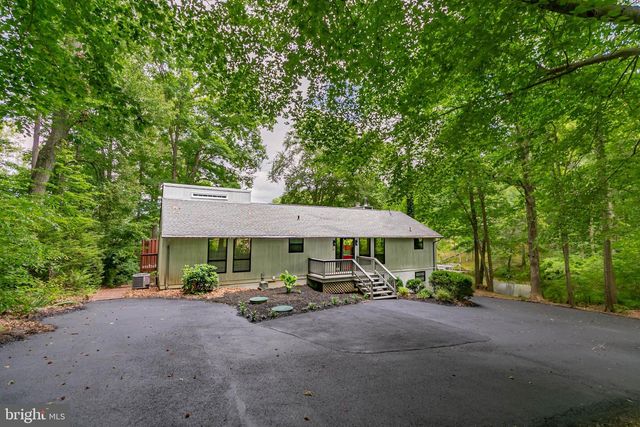 459 LAND OR, Ruther Glen, VA 22546
