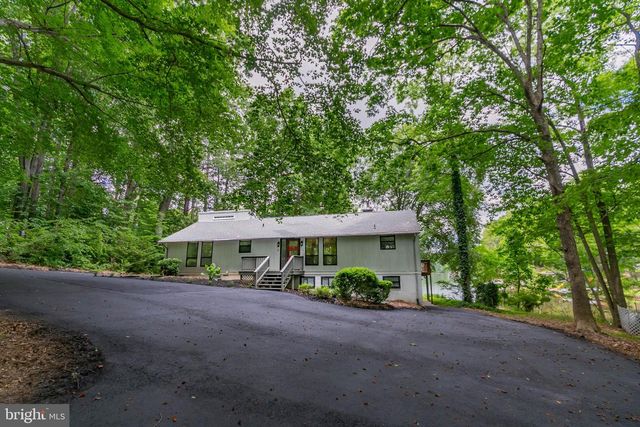 459 LAND OR, Ruther Glen, VA 22546