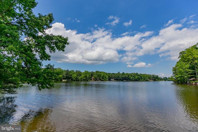 459 LAND OR, Ruther Glen, VA 22546