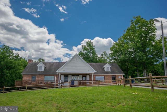 459 LAND OR, Ruther Glen, VA 22546