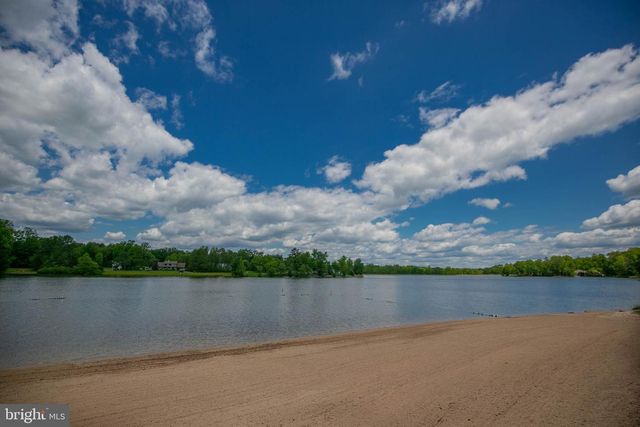 459 LAND OR, Ruther Glen, VA 22546