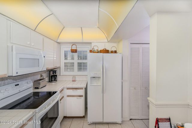 2160 N Hwy A1a 302, Indialantic, FL 32903