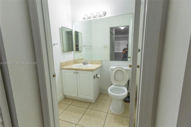 15770 SW 106th Ter 305, Miami, FL 33196