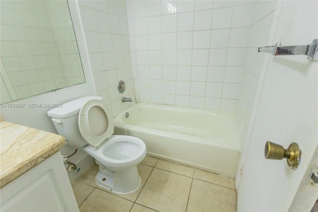 15770 SW 106th Ter 305, Miami, FL 33196