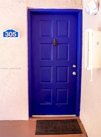 15770 SW 106th Ter 305, Miami, FL 33196