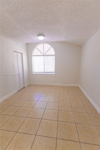 15770 SW 106th Ter 305, Miami, FL 33196