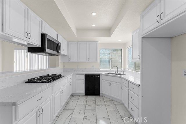 6769 N Chason Way, San Bernardino, CA 92407