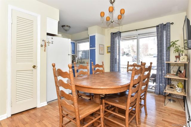 24 Bon Aire Circle N, Suffern, NY 10901