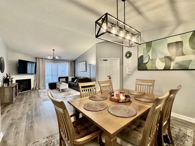 12021 Carrington Lane, Loveland, OH 45140