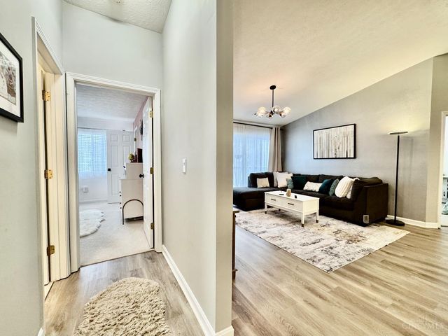 12021 Carrington Lane, Loveland, OH 45140