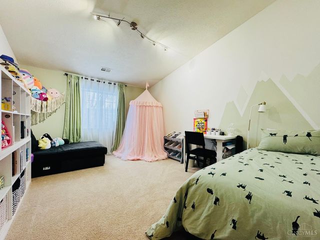 12021 Carrington Lane, Loveland, OH 45140