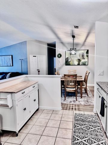 12021 Carrington Lane, Loveland, OH 45140