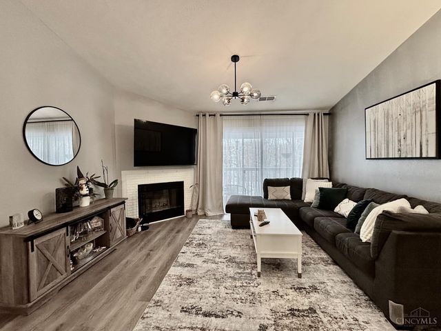 12021 Carrington Lane, Loveland, OH 45140