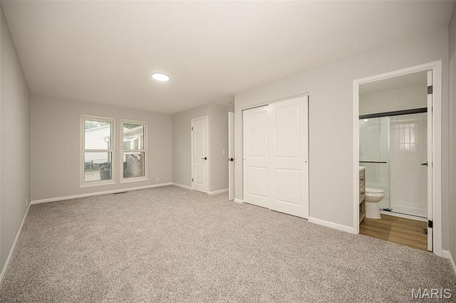 2111 Shoreham Drive, Florissant, MO 63033
