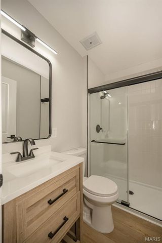 2111 Shoreham Drive, Florissant, MO 63033