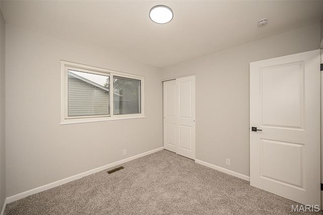 2111 Shoreham Drive, Florissant, MO 63033