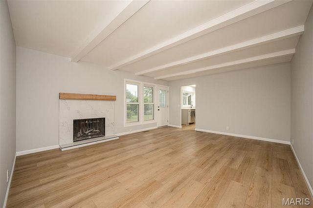 2111 Shoreham Drive, Florissant, MO 63033