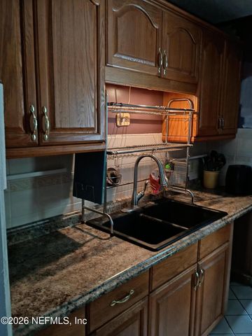 3664 MIMOSA Drive, Jacksonville, FL 32207