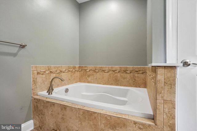 501 DEBORAH CT, Warrington, PA 18976