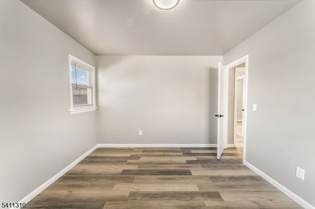 701 Mccandless Pl, Linden City, NJ 07036