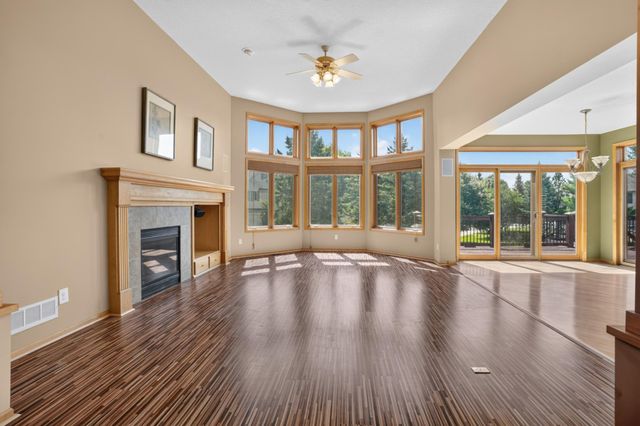 18897 Explorer Trail, Eden Prairie, MN 55347