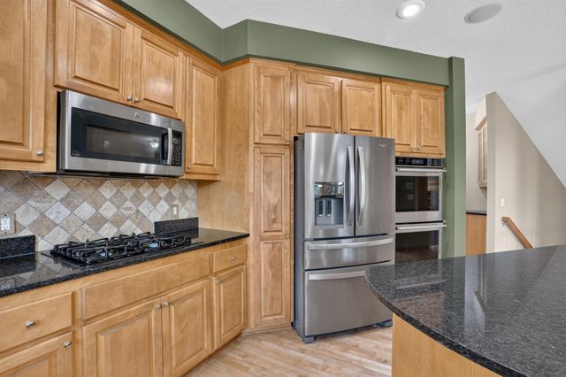 18897 Explorer Trail, Eden Prairie, MN 55347