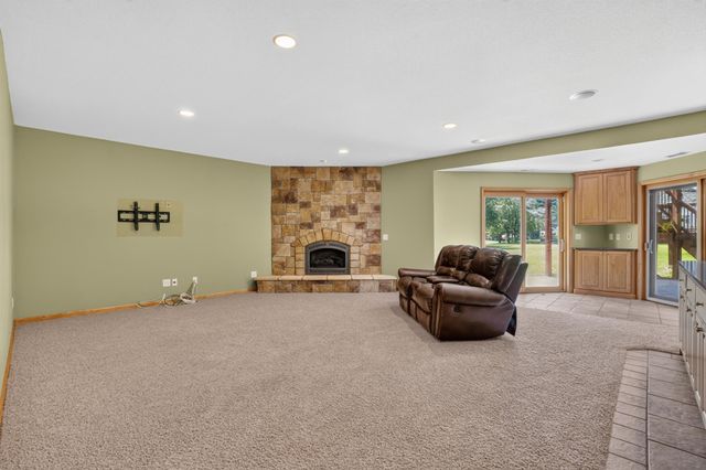 18897 Explorer Trail, Eden Prairie, MN 55347