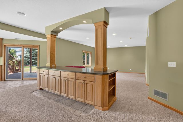 18897 Explorer Trail, Eden Prairie, MN 55347