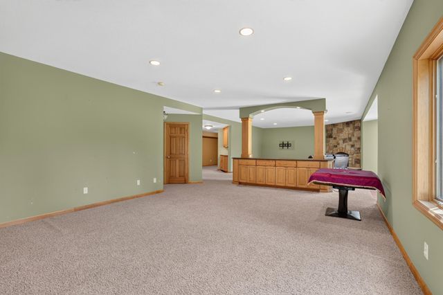18897 Explorer Trail, Eden Prairie, MN 55347