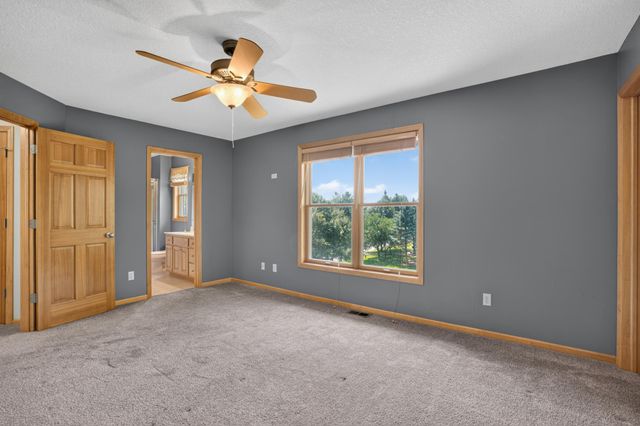 18897 Explorer Trail, Eden Prairie, MN 55347