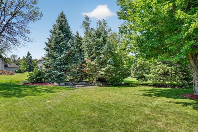 18897 Explorer Trail, Eden Prairie, MN 55347