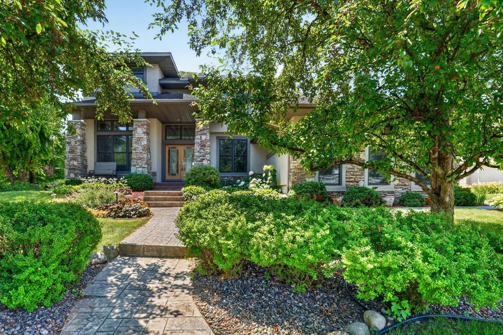 18897 Explorer Trail, Eden Prairie, MN 55347 — photo 2