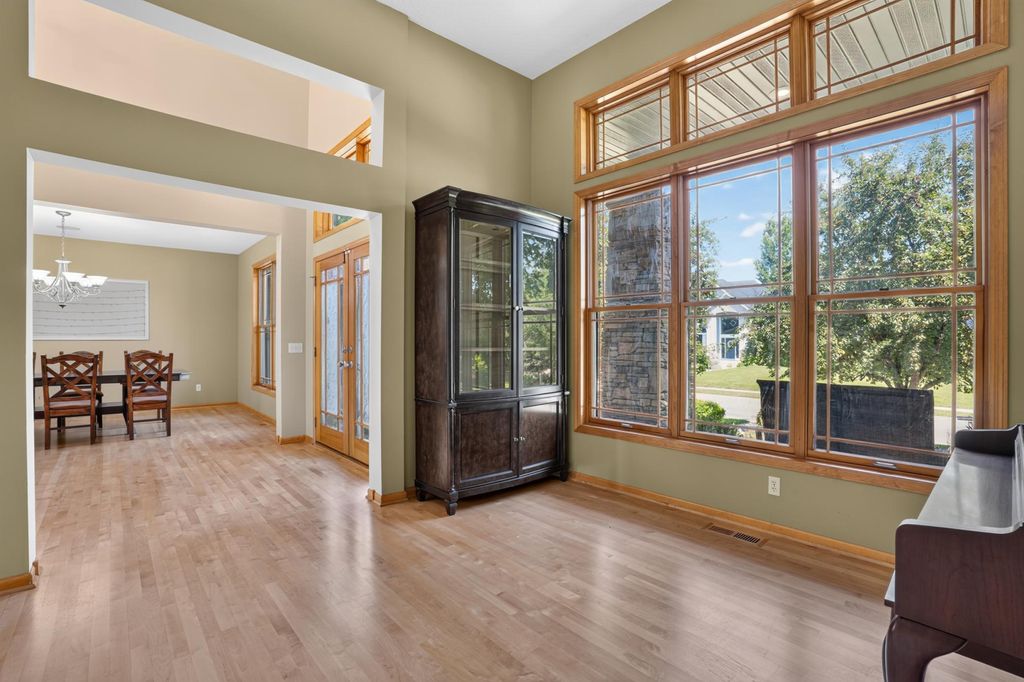 18897 Explorer Trail, Eden Prairie, MN 55347 — photo 4