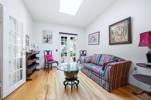 2393 Allen Avenue, Altadena, CA 91001